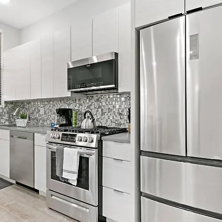 Relaxing 3Br Apt With King Beds & Washer - Lawndale 2